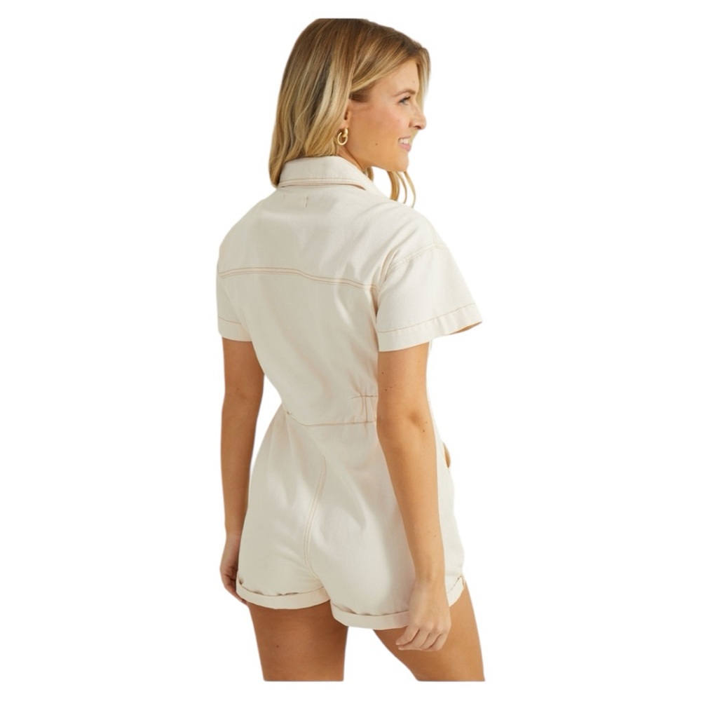 EUC Altar’d State Cream Denim Romper size XS - Picture 4 of 7